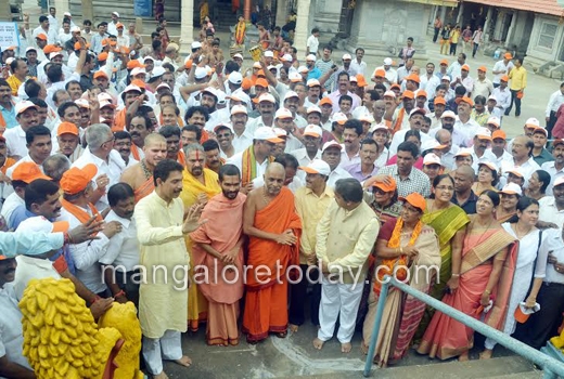 Padayatra against Yettinahole Project 1